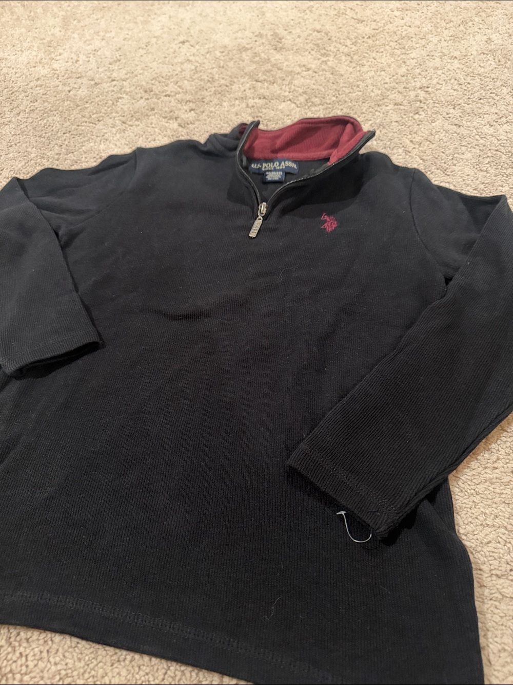 2 Sweaters - Picture 5 of 7